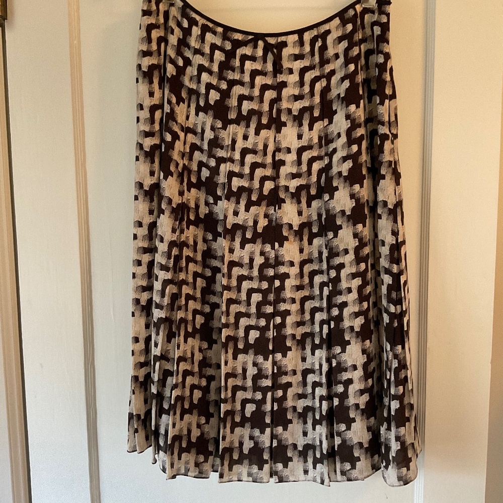 Ellen Tracy, size 10, brown and cream